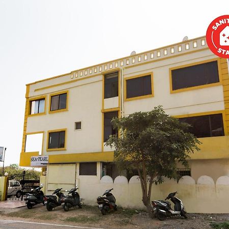 Oyo 69511 Hotel Sea E Pearl 维沙卡帕特南 外观 照片