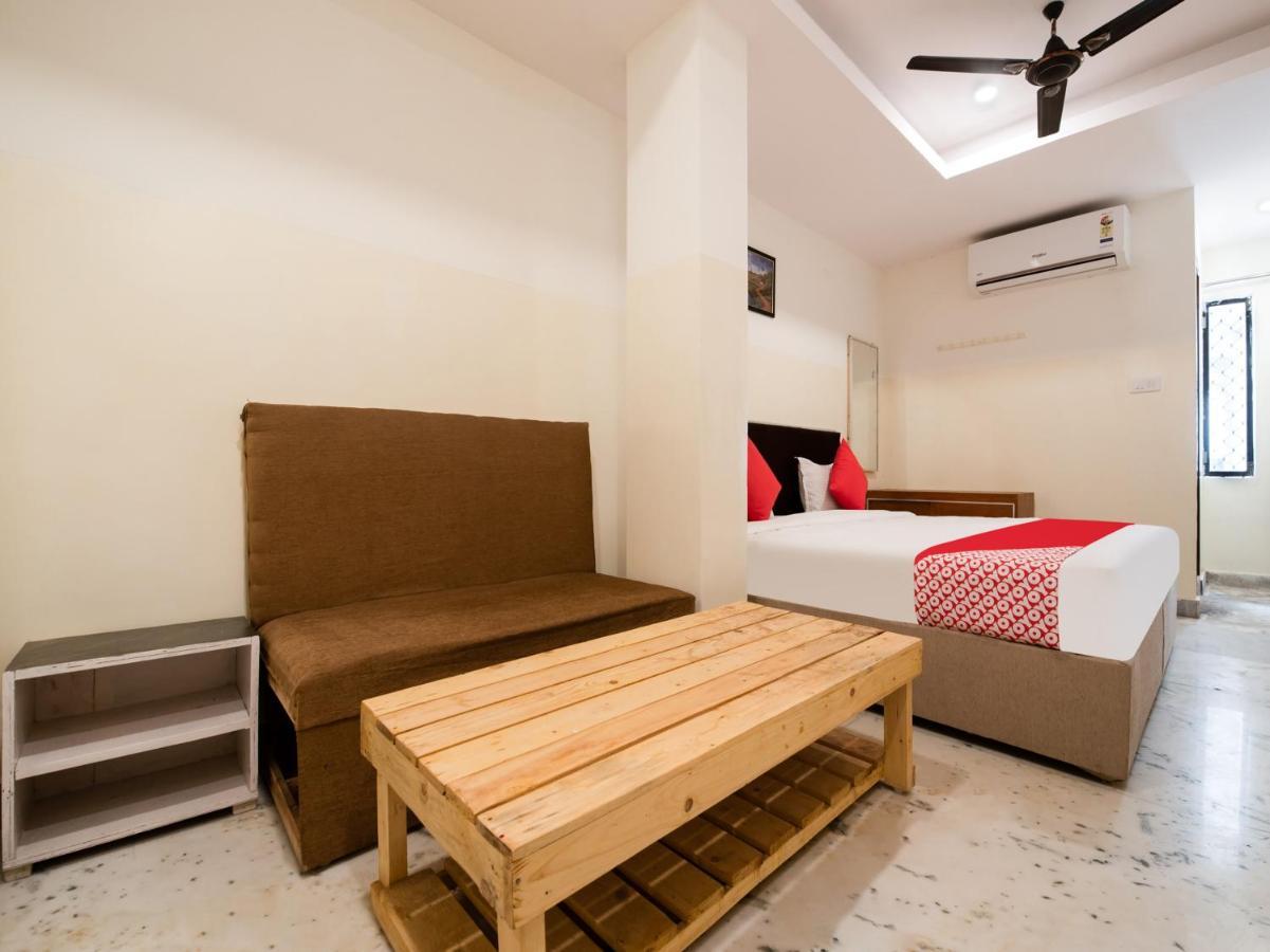 Oyo 69511 Hotel Sea E Pearl 维沙卡帕特南 外观 照片